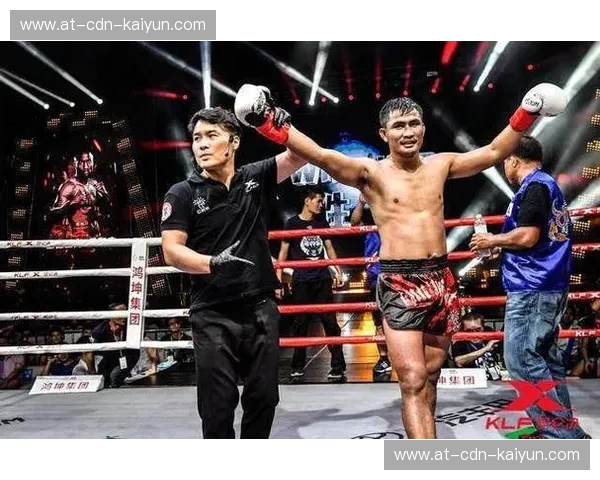 巅峰对决:江通猜与邱建良,谁是拳台上的真正王者? 巅峰对决:江通猜与邱建良,谁是拳台上的真正王者?